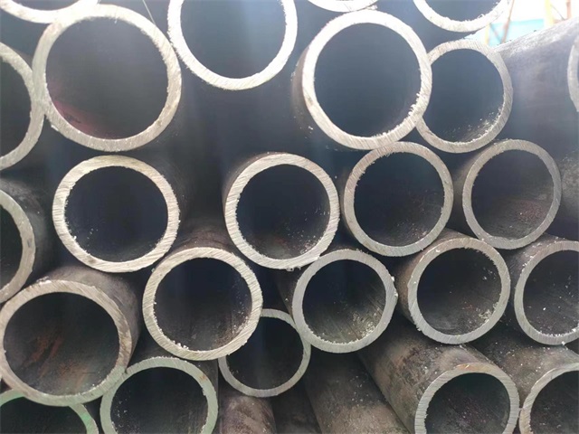 烟台10#结构用无缝钢管